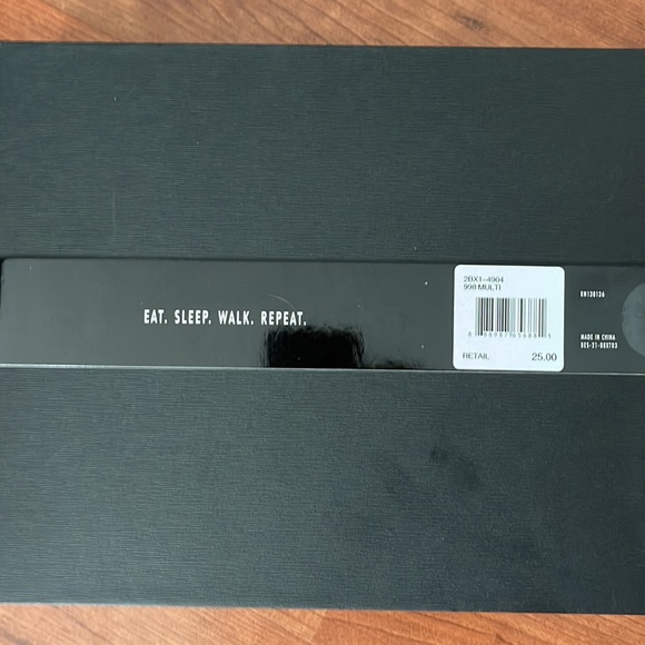 NIB Bespoke Dog Gift Box Travel Accessory Set- One Size - Picture 7 of 7